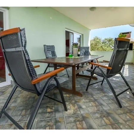 House Jopa Tatil Evi *